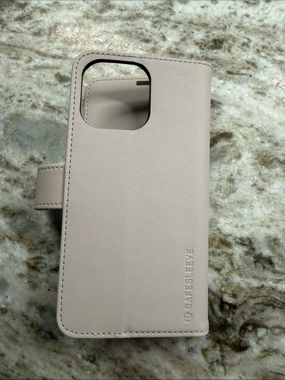 SafeSleeve RF blocking Anti-Radiation Detachable Cell Phone Case 16 ProMax